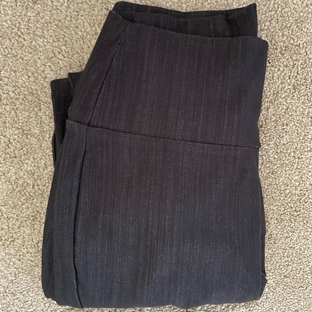 Jeggings. Gray. Size medium.